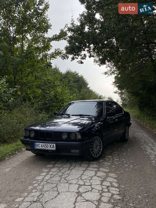 1993 bmw 520i