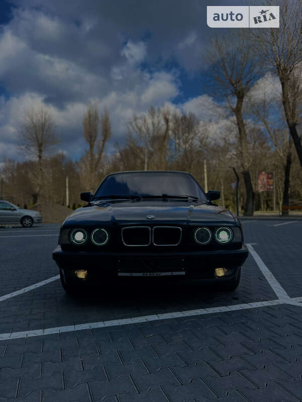 1990 bmw 520i