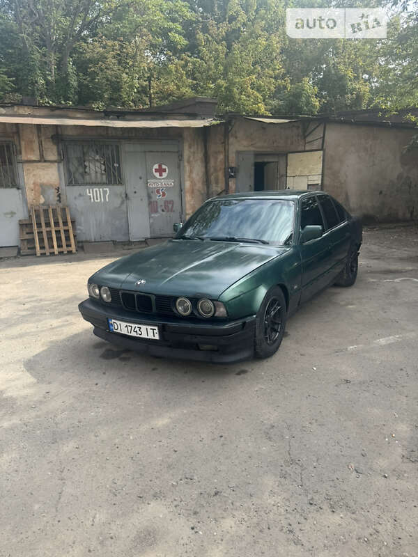 1992 bmw 520i