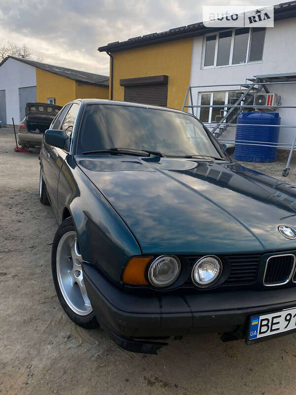 1990 bmw 520