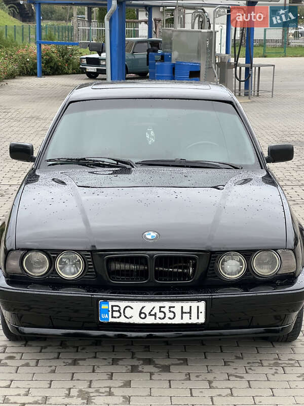1992 bmw 520i