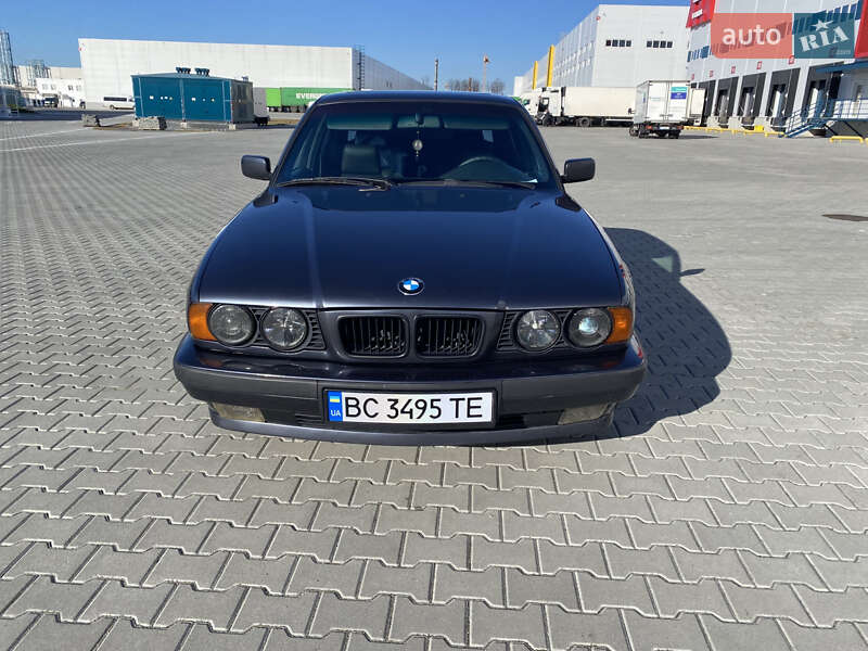 1995 bmw 520i