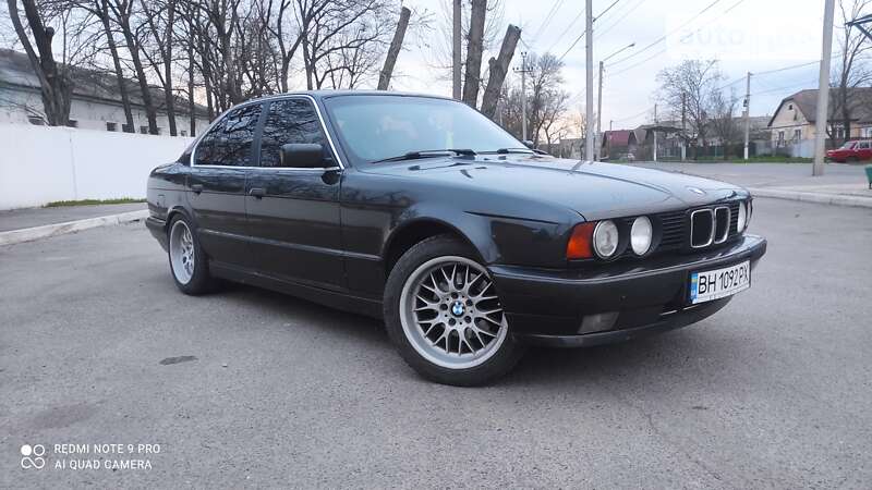 1992 bmw 520i
