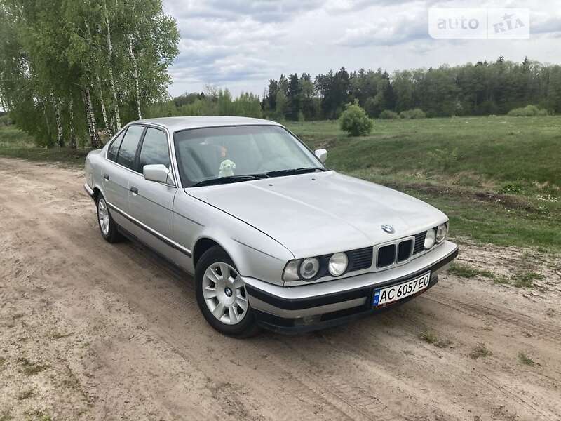 1991 bmw 520i