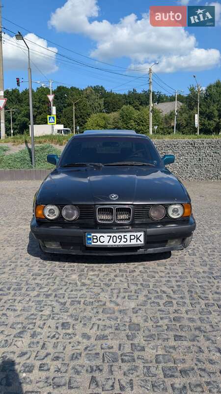 1990 bmw 525