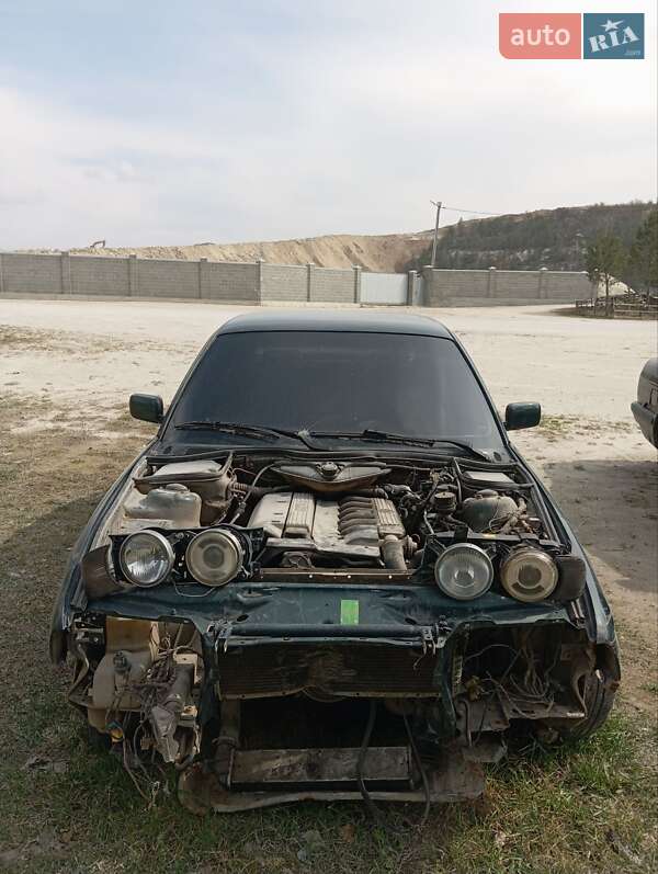 1992 bmw 525i