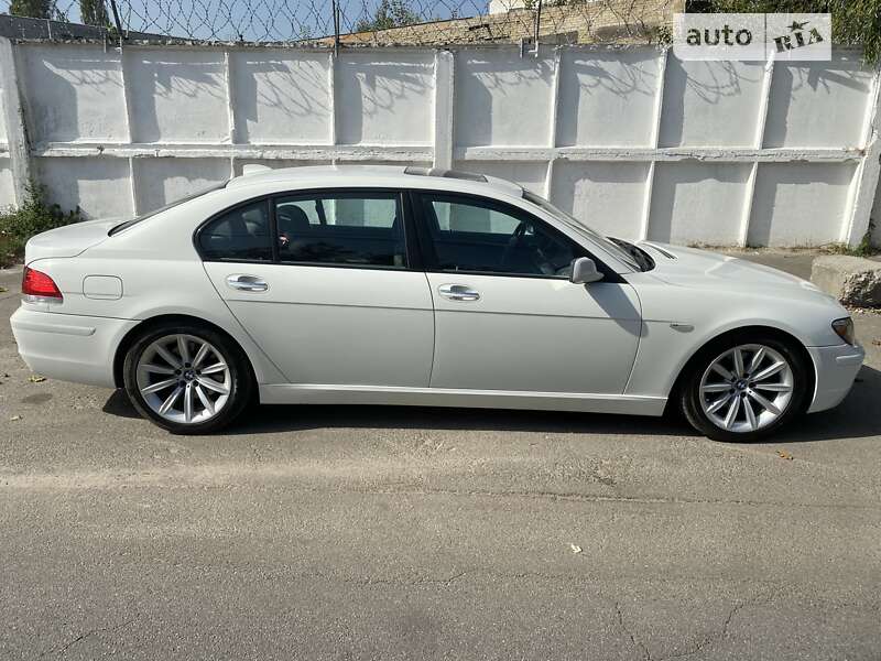 2005 bmw 7 series