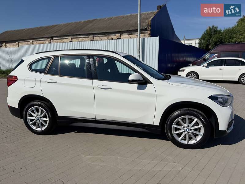 2017 bmw x1