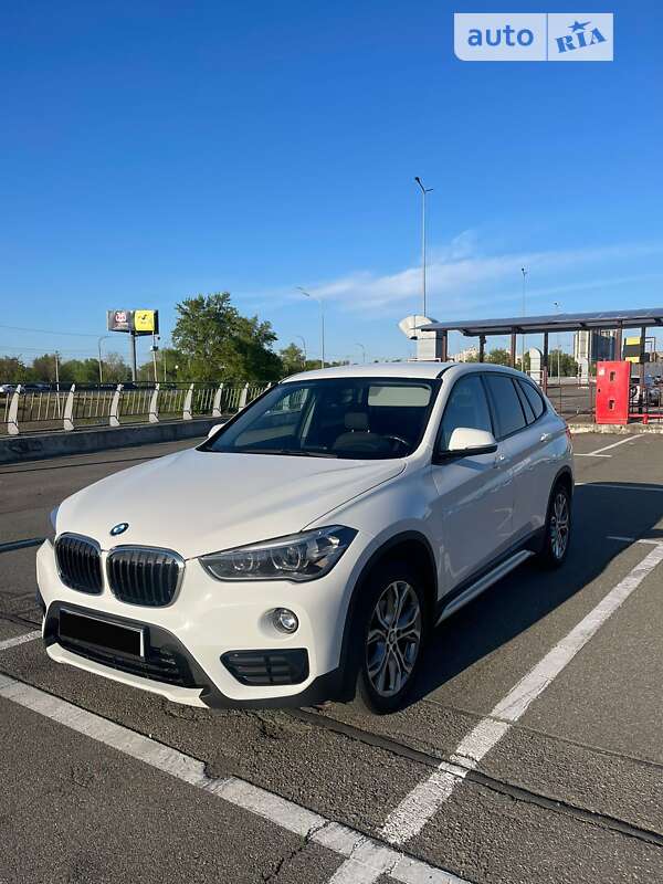 2017 bmw x1