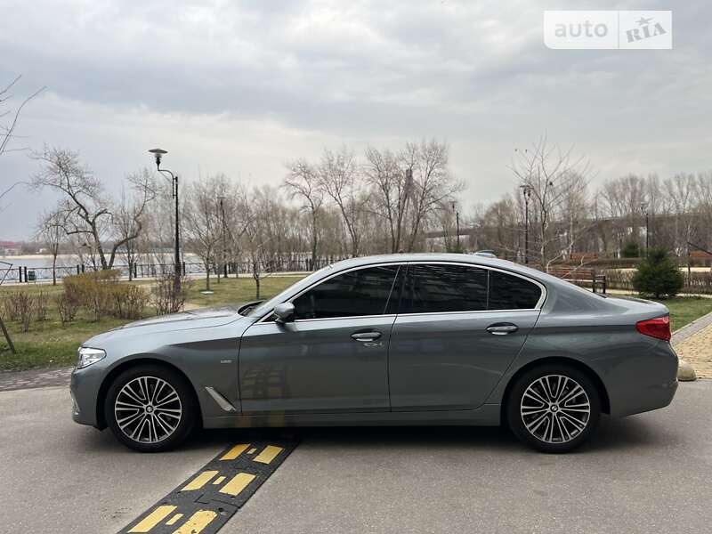 2017 bmw 520i