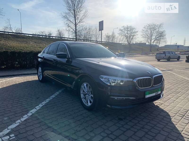 2019 bmw 530e