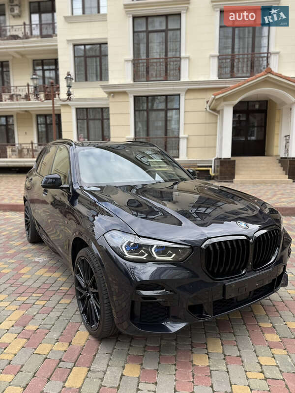 2021 bmw x5 m50i