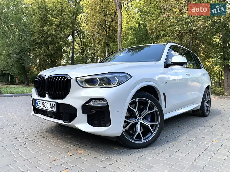 2021 bmw x5-m50i