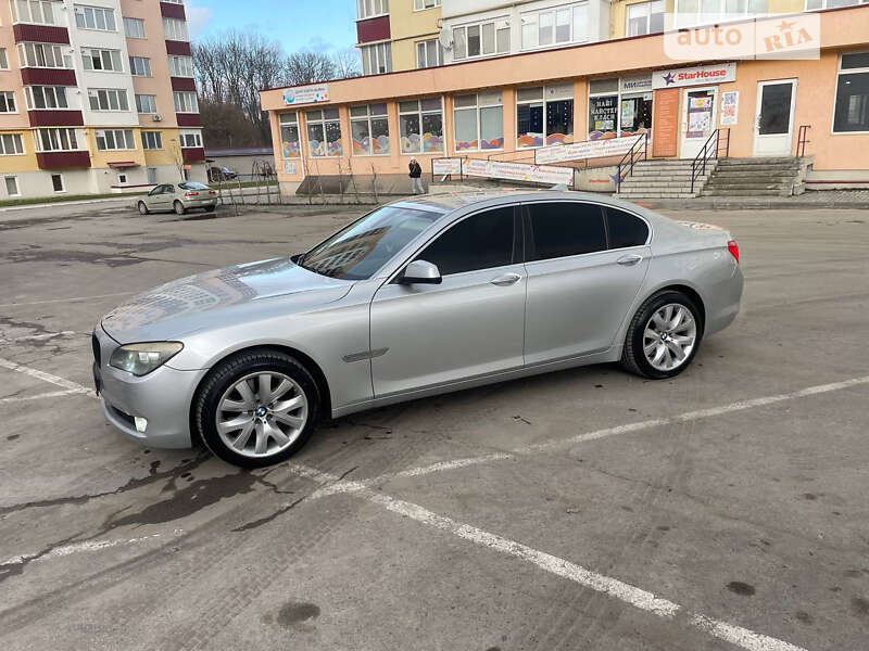 2009 bmw 740i