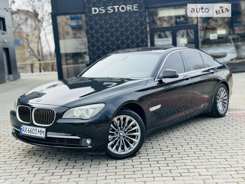 2012 bmw 740i