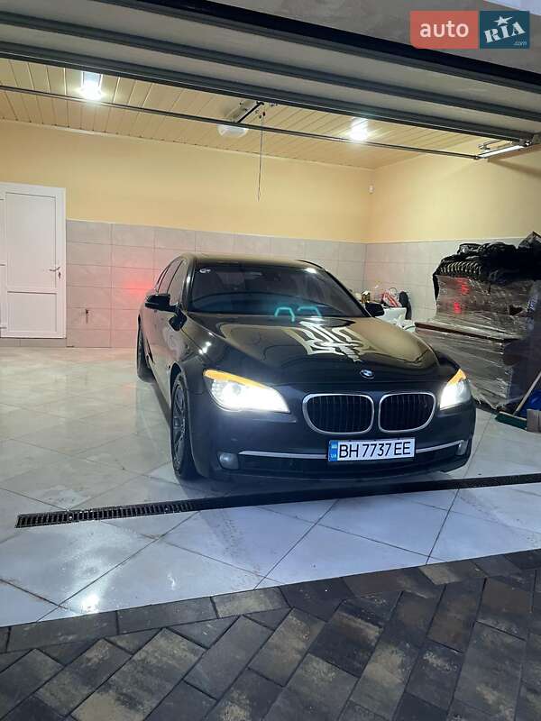 2011 bmw 740