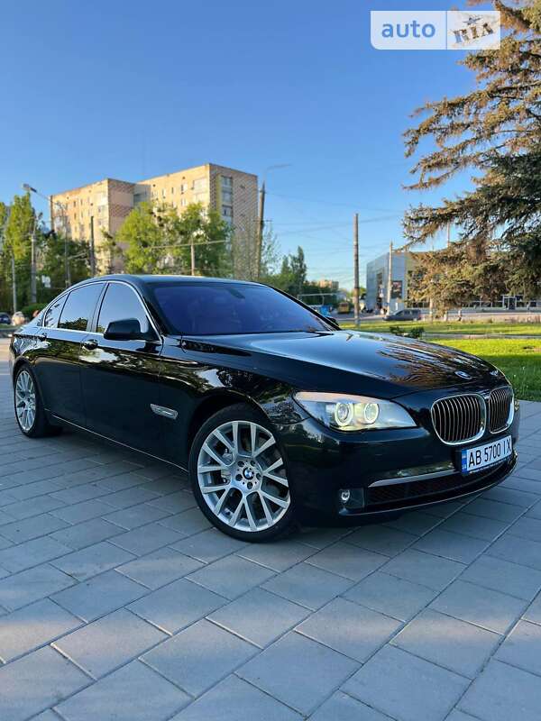 2012 bmw 740