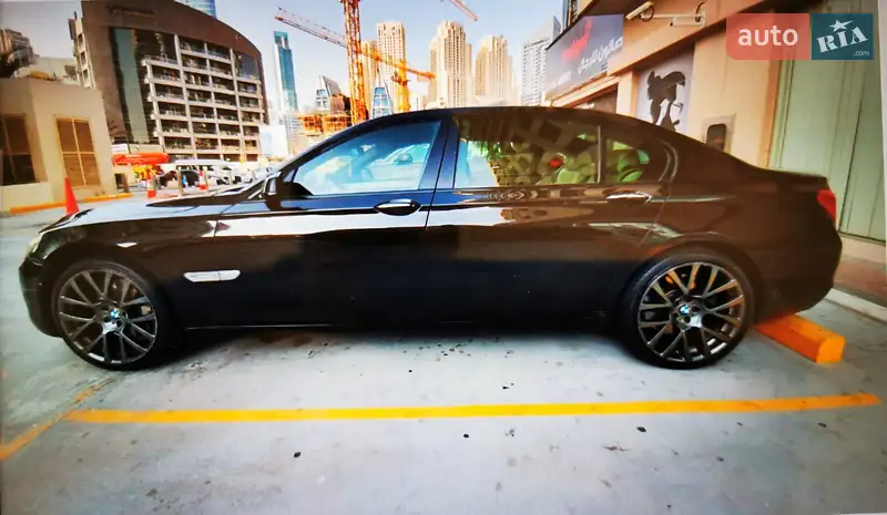 2011 bmw 750 li
