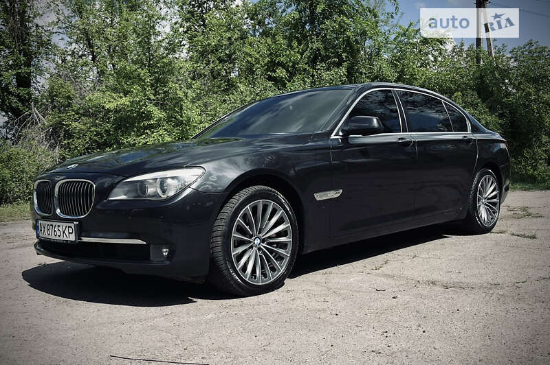 2011 bmw 750-li