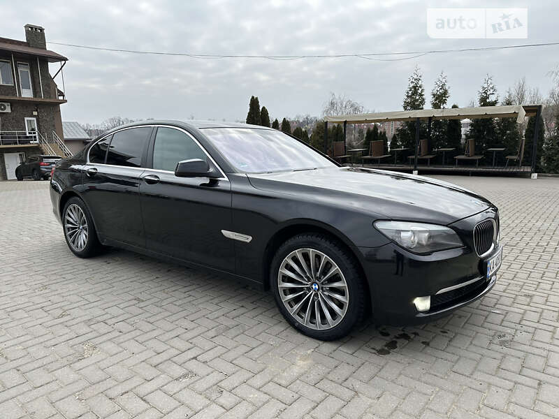 2010 bmw 740 d