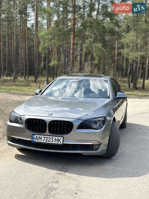 2010 bmw 740 d