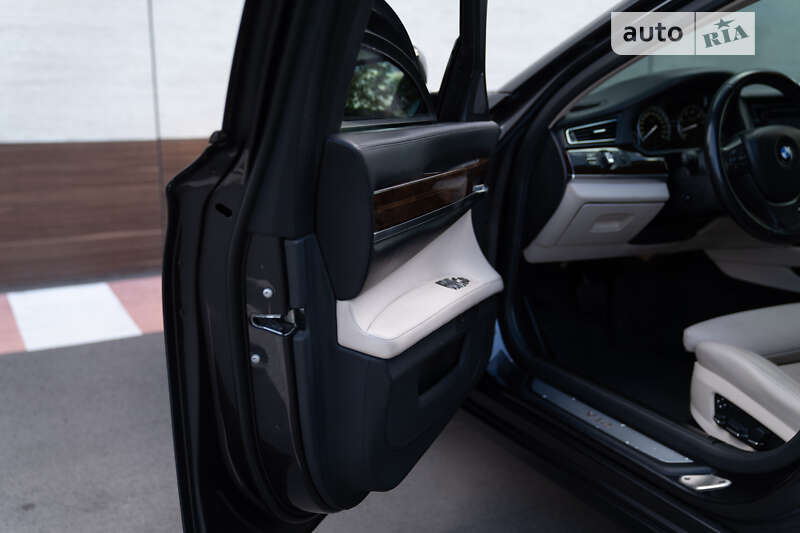2012 bmw 7 series
