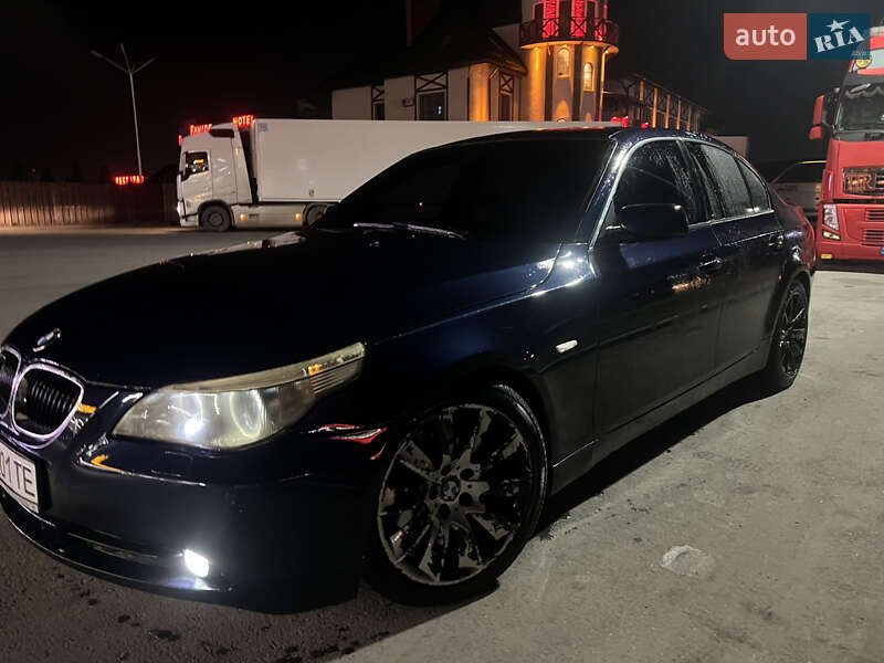 2004 bmw 520i