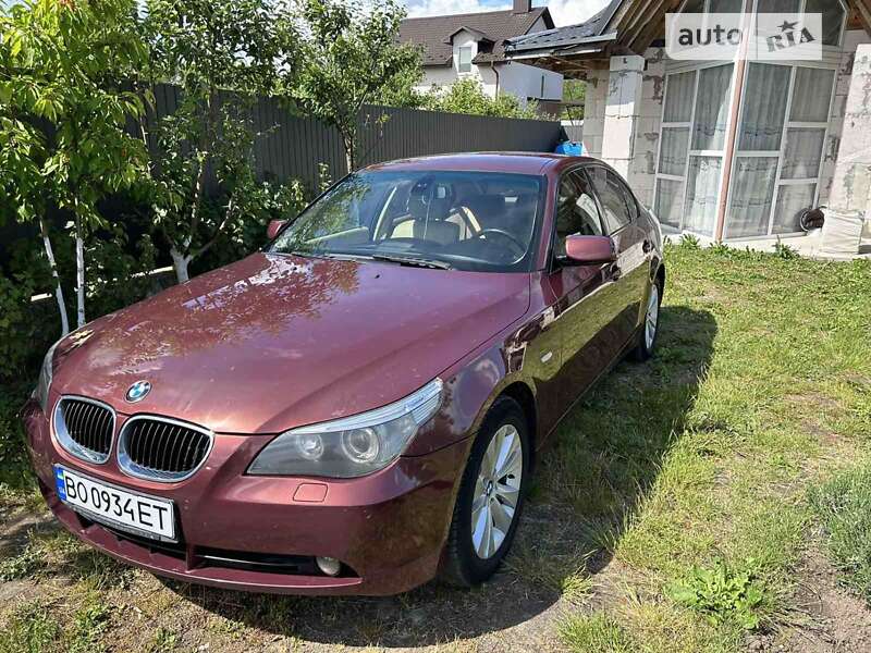 2004 bmw 520i