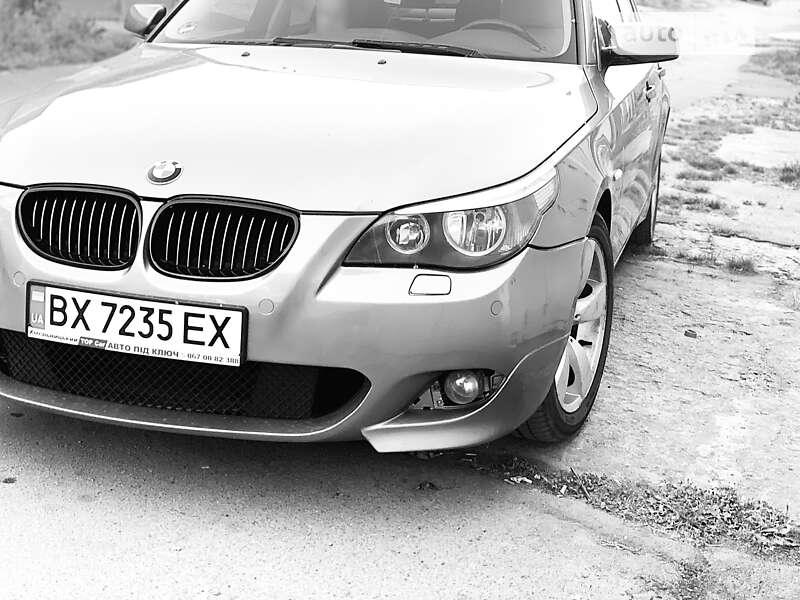2003 bmw 520i
