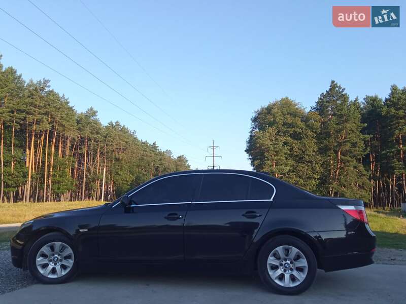 2004 bmw 520i