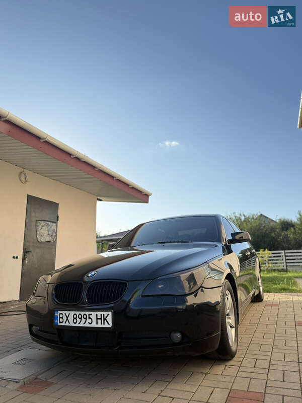 2004 bmw 520i