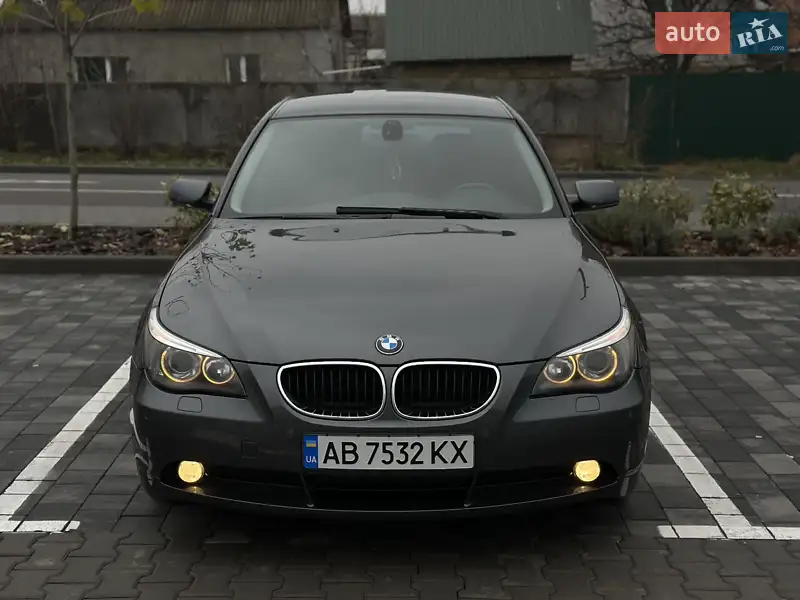 2004 bmw 520i