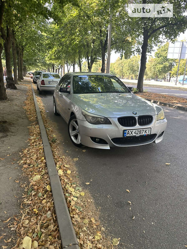 2004 bmw 520i