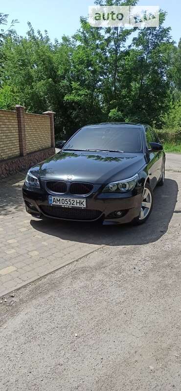 2004 bmw 520i