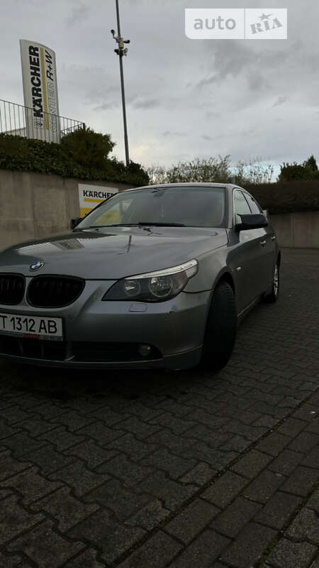 2003 bmw 520