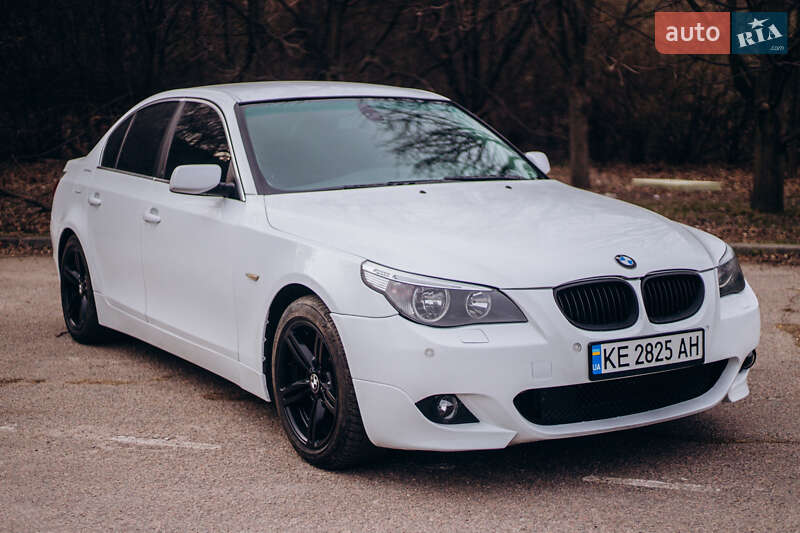 2004 bmw 520i
