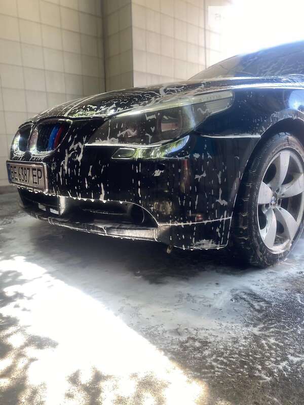 2004 bmw 520i