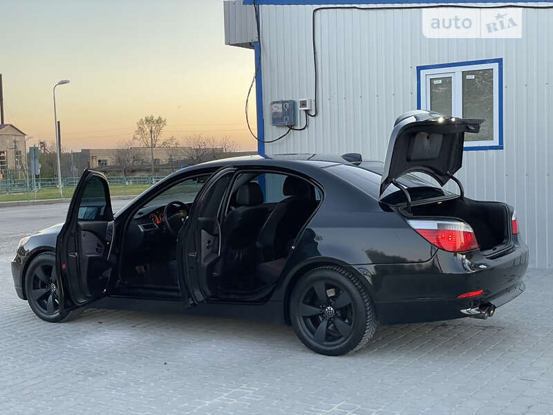 2004 bmw 525i