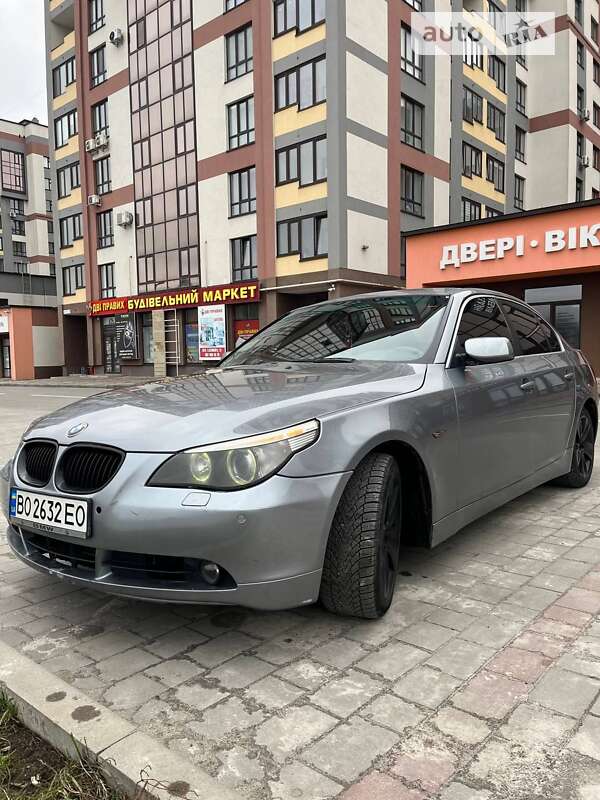 2004 bmw 525i