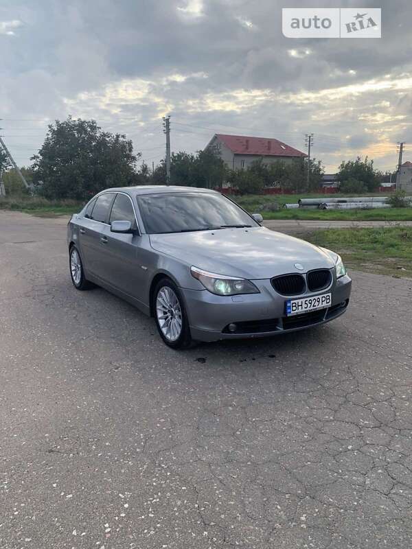 2004 bmw 525i