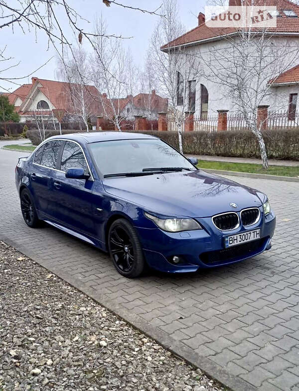 2003 bmw 530i
