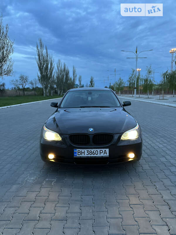 2004 bmw 530i