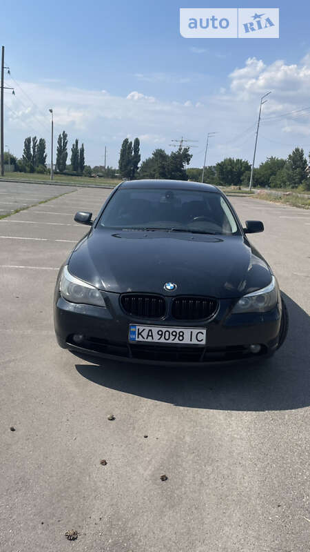 2003 bmw 530i
