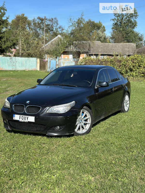 2004 bmw 545i