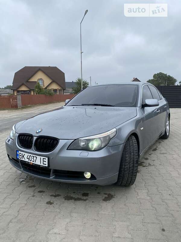 2004 bmw 525