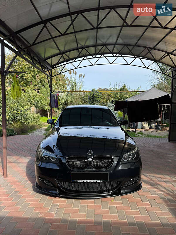 2003 bmw 530i
