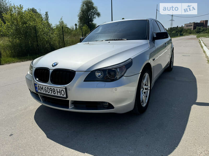 2003 bmw 530