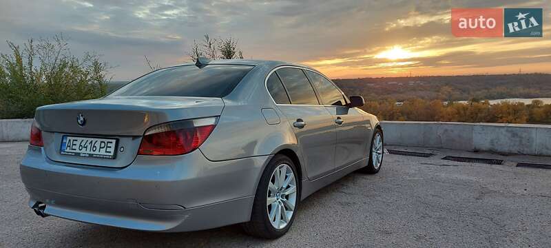 2005 bmw 5 series