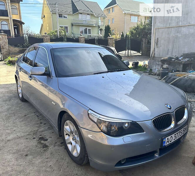 2005 bmw 523i