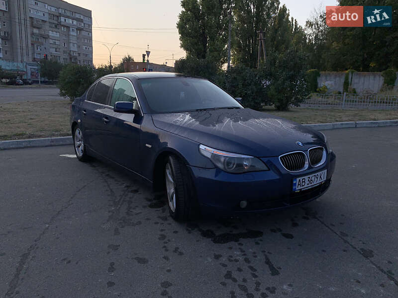 2005 bmw 523i